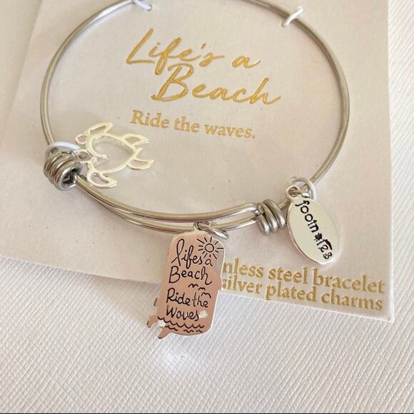 Footnotes Beach Turtle Themed Stainless Steel Bracelet with Silver Plated Charms - Picture 2 of 3